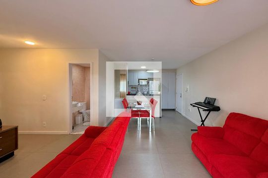 Sala  de apartamento para alugar com 2 quartos, 84m² em Santo Amaro, São Paulo