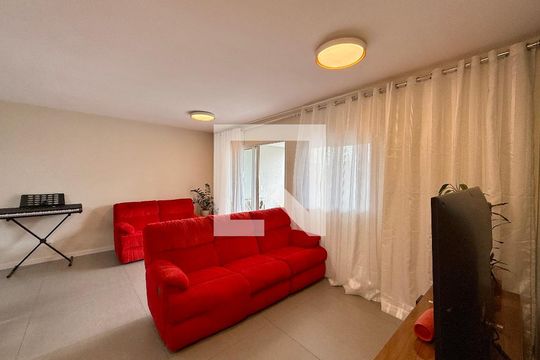 Sala  de apartamento para alugar com 2 quartos, 84m² em Santo Amaro, São Paulo
