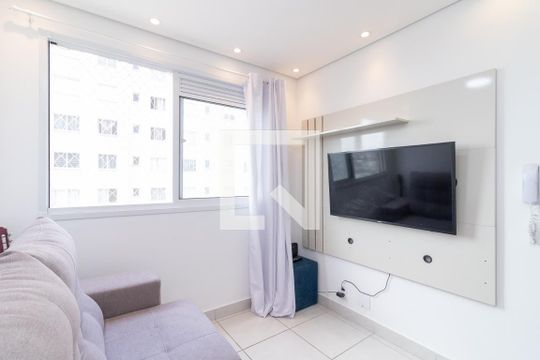 Sala de apartamento à venda com 1 quarto, 28m² em Vila Penteado, São Paulo