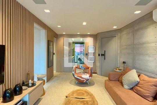 Sala de apartamento à venda com 2 quartos, 104m² em Sumarezinho, São Paulo