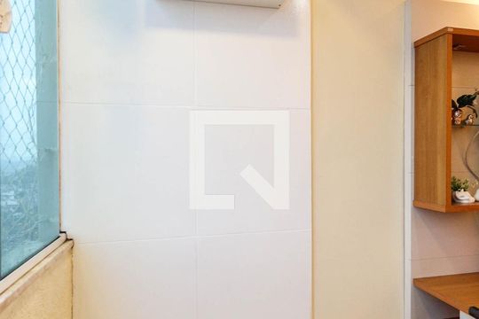 Varanda da Sala de apartamento à venda com 2 quartos, 69m² em Vila Carmosina, São Paulo