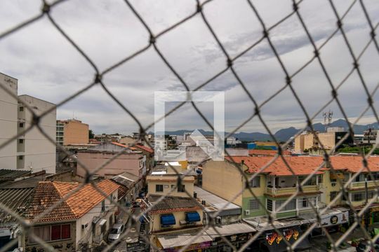 Vista do Quarto 1 de apartamento à venda com 2 quartos, 65m² em Bonsucesso, Rio de Janeiro