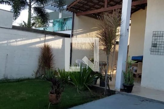 Casa à venda com 2 quartos, 185m² em Guaratiba, Rio de Janeiro