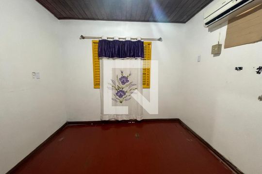 Casa à venda com 2 quartos, 150m² em Rio dos Sinos, São Leopoldo