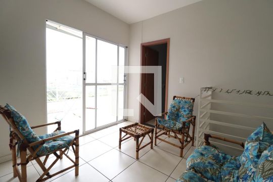 Sala 2 de apartamento para alugar com 3 quartos, 123m² em Alto Umuarama, Uberlândia