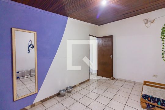 Sala 2 de casa à venda com 7 quartos, 180m² em Padroeira, Osasco