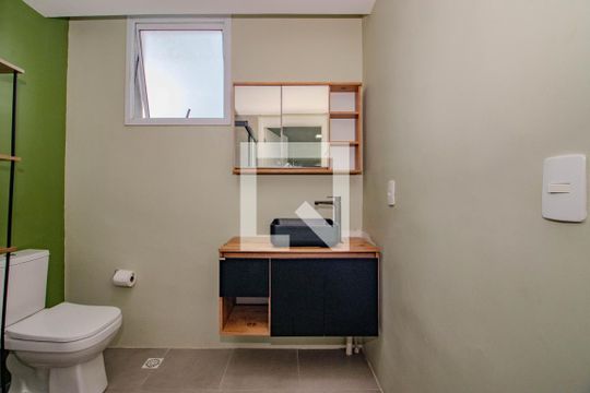 Banheiro Social de apartamento à venda com 1 quarto, 50m² em Sarandi, Porto Alegre
