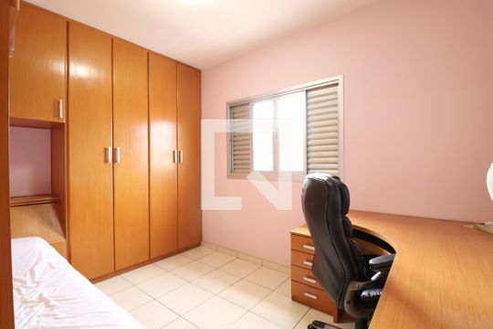 Quarto de casa à venda com 3 quartos, 263m² em Lapa, São Paulo