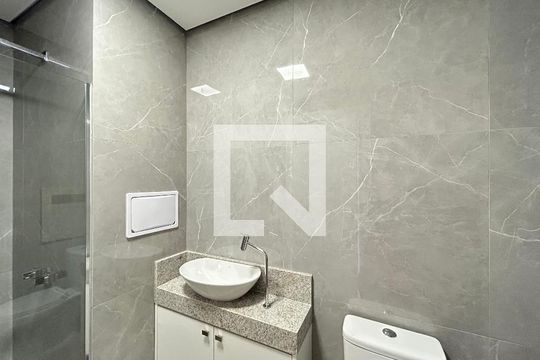 Banheiro de apartamento à venda com 1 quarto, 29m² em Vila Primavera, São Paulo