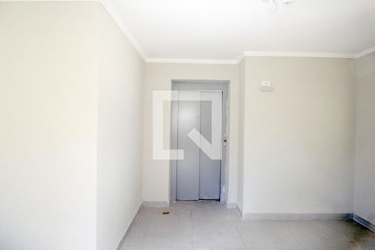 Elevador de apartamento à venda com 2 quartos, 76m² em Parque Oratório, Santo André