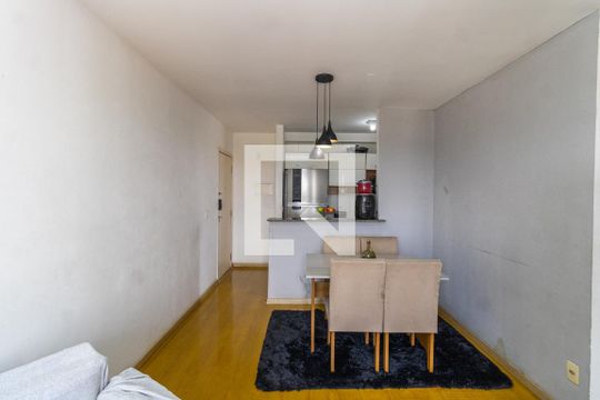 Sala de casa de condomínio à venda com 2 quartos, 63m² em Parque Novo Mundo, São Paulo