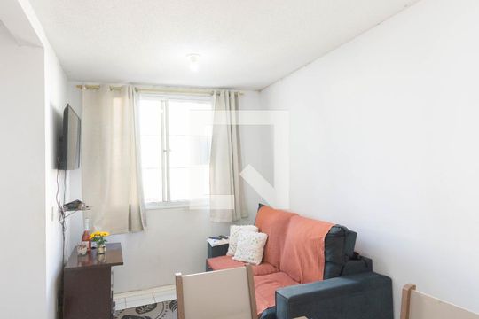 Apartamento à venda com 2 quartos, 41m² em Guajuviras, Canoas