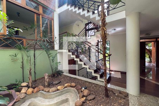 Sala 2 de casa de condomínio para alugar com 4 quartos, 950m² em Parque Dom Henrique, Cotia