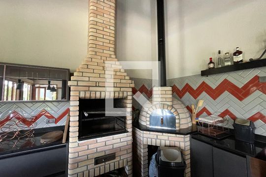 Área gourmet de casa de condomínio para alugar com 4 quartos, 950m² em Parque Dom Henrique, Cotia