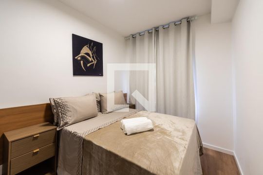Apartamento à venda com 1 quarto, 32m² em Campo Belo, São Paulo