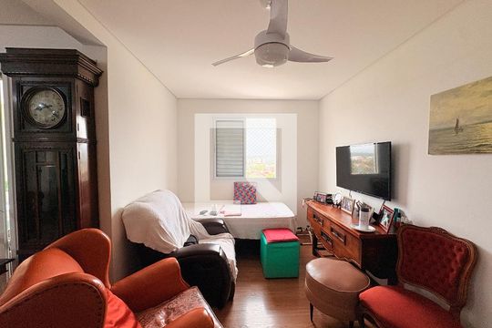 Sala de tv de apartamento à venda com 3 quartos, 119m² em Jardim Ermida I, Jundiaí
