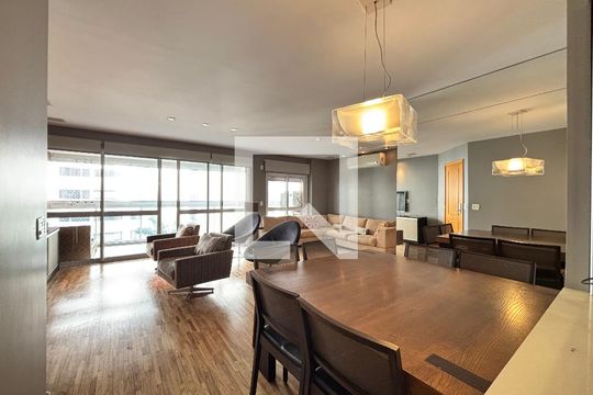 Sala de apartamento à venda com 3 quartos, 130m² em Vila Olímpia, São Paulo
