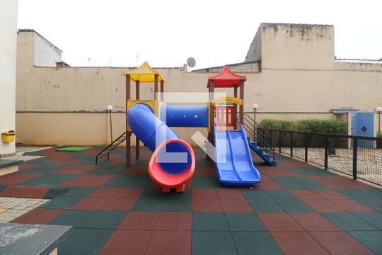 Playground de apartamento para alugar com 3 quartos, 68m² em Jardim Vila Formosa, São Paulo
