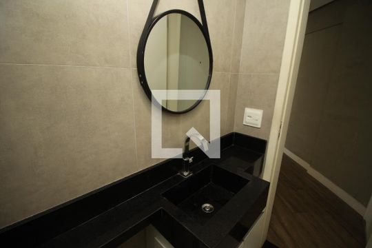 Lavabo de apartamento para alugar com 3 quartos, 68m² em Jardim Vila Formosa, São Paulo