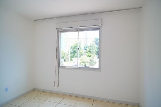 Quarto 1 de apartamento para alugar com 3 quartos, 84m² em Passo D’areia, Porto Alegre