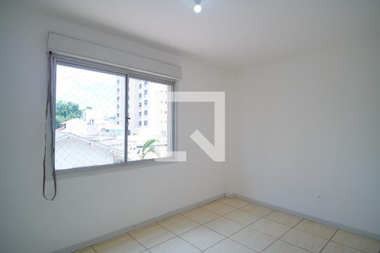 Quarto 2 de apartamento para alugar com 3 quartos, 84m² em Passo D’areia, Porto Alegre