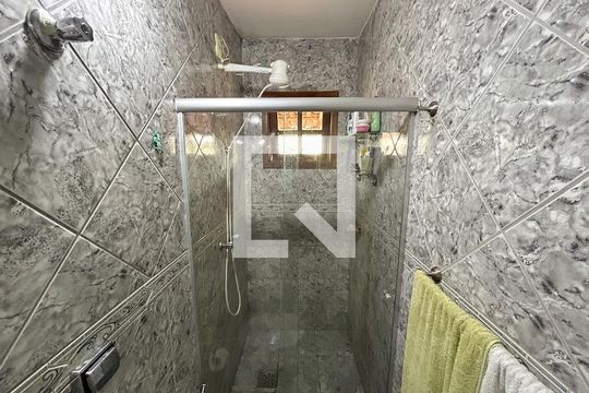 Casa à venda com 6 quartos, 180m² em Conjunto Lagoa, Belo Horizonte
