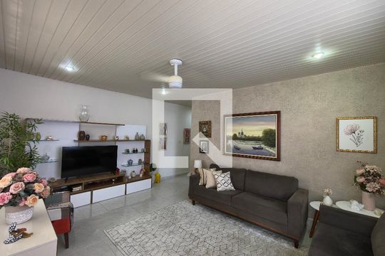 Sala de casa para alugar com 2 quartos, 358m² em Anil, Rio de Janeiro