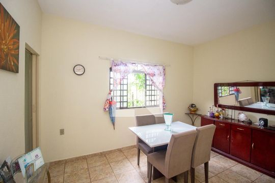 Copa de casa à venda com 4 quartos, 1260m² em Solar do Madeira, Contagem