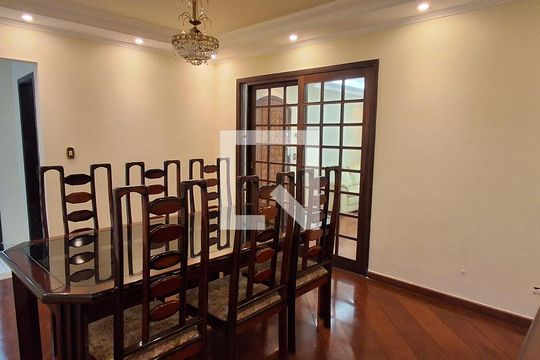 Sala de jantar  de casa à venda com 4 quartos, 300m² em Jardim Sao Caetano, São Caetano do Sul