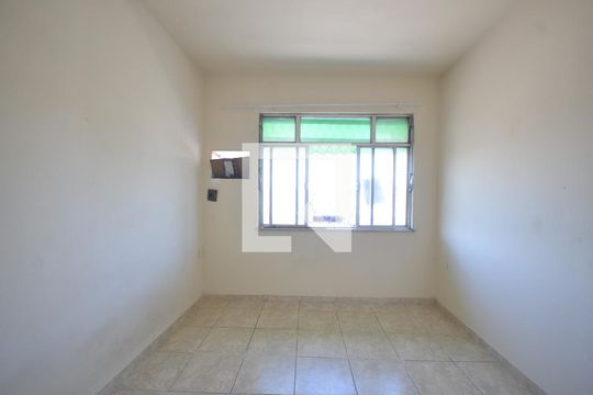 Quarto 1 de apartamento para alugar com 2 quartos, 80m² em Vila Valqueire, Rio de Janeiro