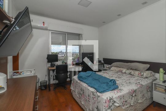 Quarto Suíte de apartamento à venda com 2 quartos, 76m² em São Sebastião, Porto Alegre