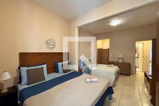Quarto de apartamento à venda com 1 quarto, 80m² em Copacabana, Rio de Janeiro