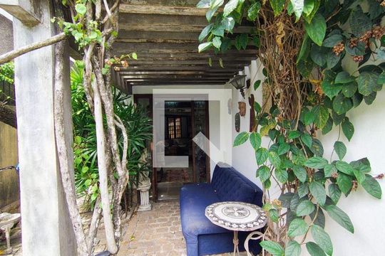 Casa à venda com 4 quartos, 328m² em São Francisco, Niterói