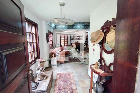 Casa à venda com 4 quartos, 328m² em São Francisco, Niterói