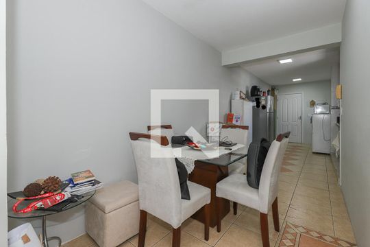 Sala de apartamento para alugar com 2 quartos, 90m² em Jardim Lindóia, Porto Alegre