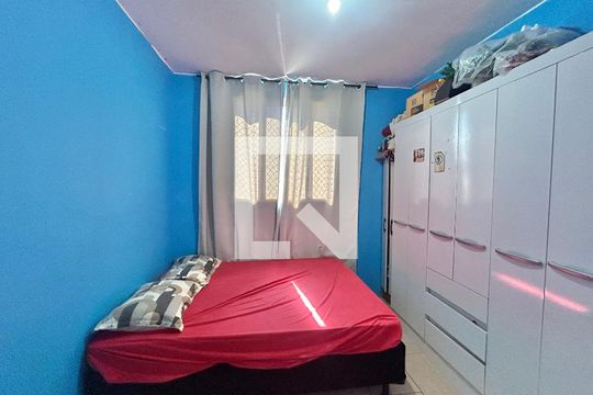Quarto de apartamento à venda com 2 quartos, 51m² em Feitoria, São Leopoldo
