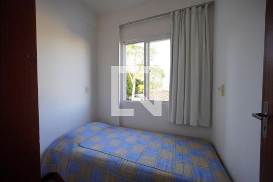 Quarto 1 de apartamento para alugar com 2 quartos, 39m² em Canasvieiras, Florianópolis