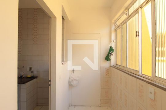Cozinha e Área de Serviço de apartamento à venda com 2 quartos, 69m² em Santa Amelia, Belo Horizonte