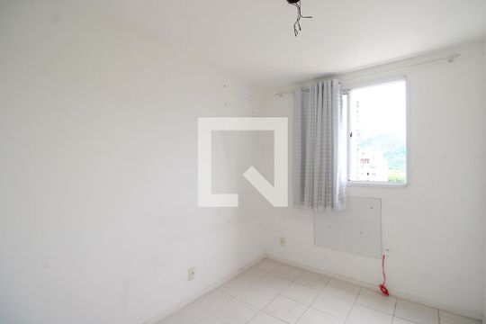 Quarto 1 de apartamento para alugar com 3 quartos, 64m² em Jacarepaguá, Rio de Janeiro