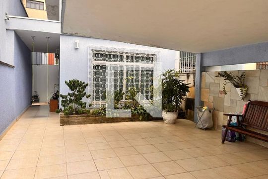 Casa à venda com 4 quartos, 225m² em Jardim Bonfiglioli, São Paulo