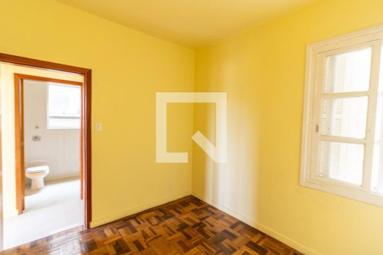 Quarto 1 de apartamento à venda com 3 quartos, 70m² em Santana, Porto Alegre