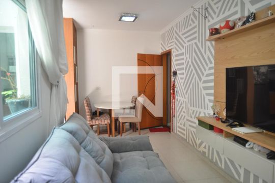 Apartamento à venda com 2 quartos, 62m² em Vila Gilda, Santo André