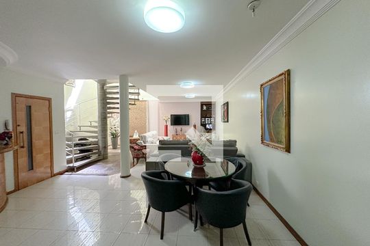 Sala de casa à venda com 3 quartos, 399m² em Barra Funda, São Paulo