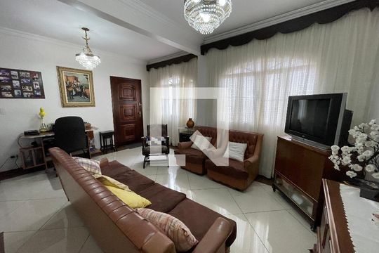 Sala de casa à venda com 3 quartos, 120m² em Vila Tiradentes, São Paulo