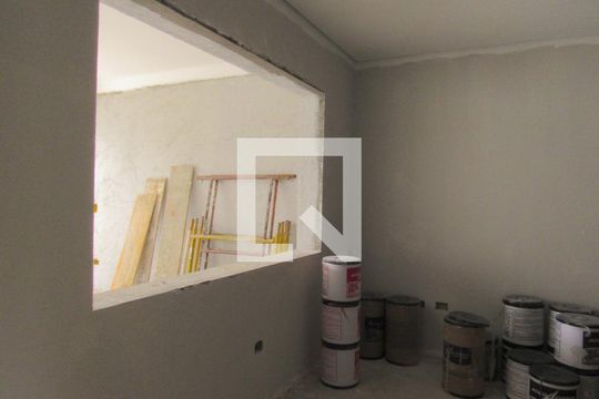 Sala de casa à venda com 3 quartos, 140m² em Jardim das Flores, Osasco