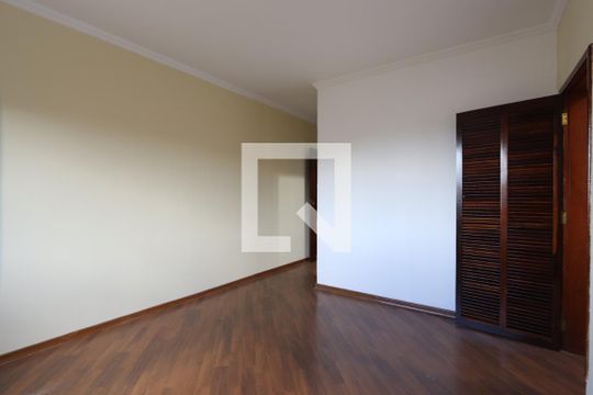 Suíte de casa à venda com 4 quartos, 135m² em Vila Nova, São Paulo