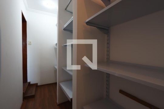 Closet da Suíte de casa à venda com 4 quartos, 135m² em Vila Nova, São Paulo