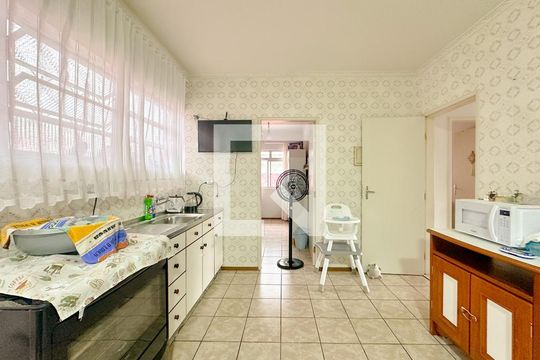 Cozinha de casa para alugar com 3 quartos, 138m² em Areias, São José
