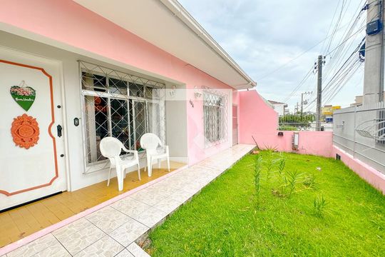 Entrada de casa para alugar com 3 quartos, 138m² em Areias, São José