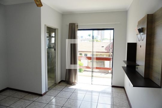Suíte 1 de casa para alugar com 4 quartos, 416m² em Vila Nossa Senhora de Fatima, Americana